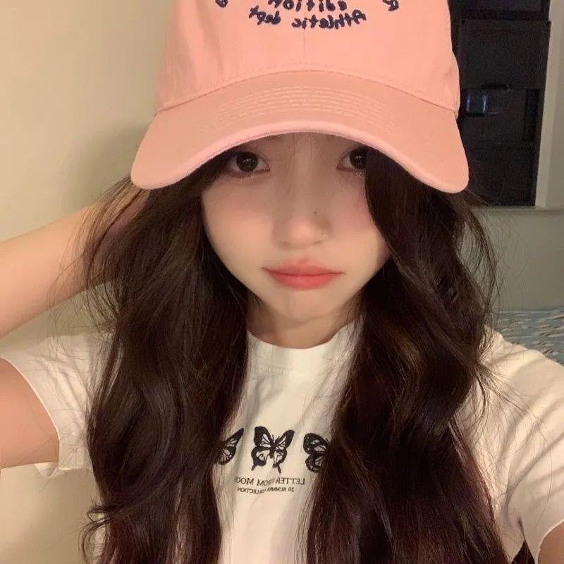 Wholesale Wide brim embroidered baseball cap for women